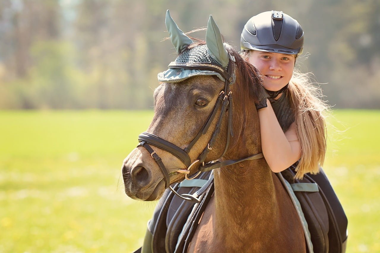 Essential Survival Tips for Your Child’s First Horse Show